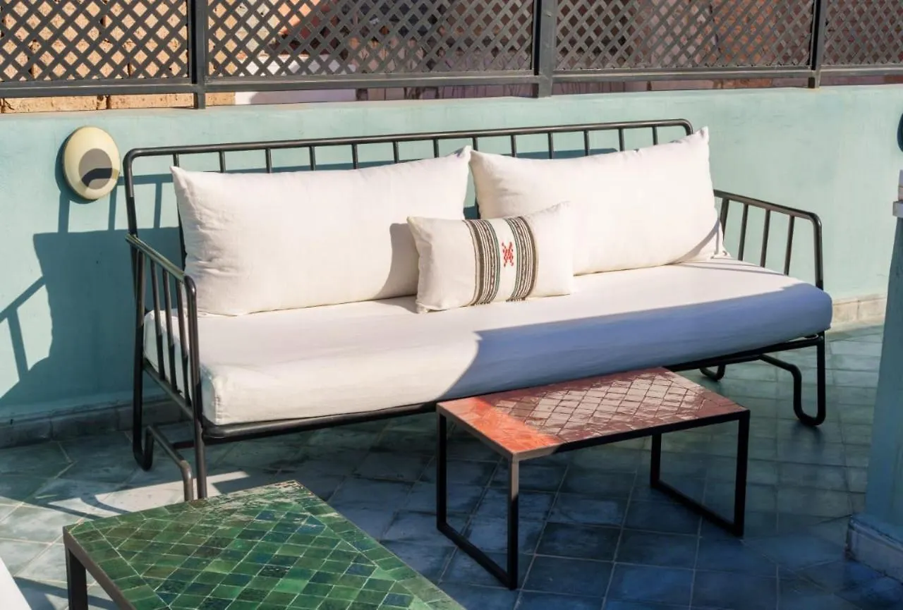 Riad Privatise - 2 Chambres & Petit Dejeuner -Terrasse Marrakesh Villa